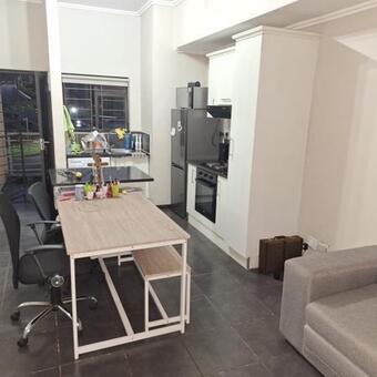 2 Bedroom Apartment in Berea West