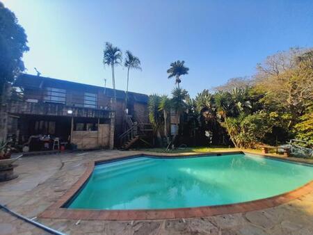 4 Bedroom Apartment in Forest Hills