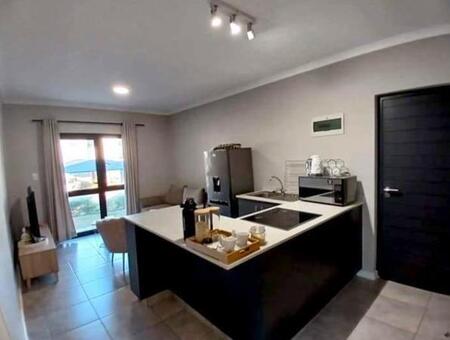 2 Bedroom Apartment in Waterfall