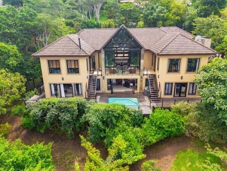 5 Bedroom House in Kloof