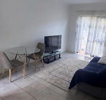 1 Bedroom Apartment in Waterfall