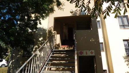 2 Bedroom Apartment in Bellair