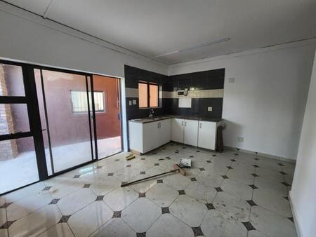Bachelor apartment in Bluff