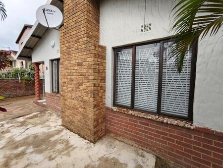 3 Bedroom House in Shallcross