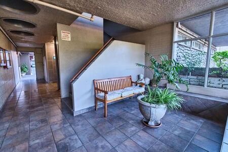 2 Bedroom Apartment in Amanzimtoti