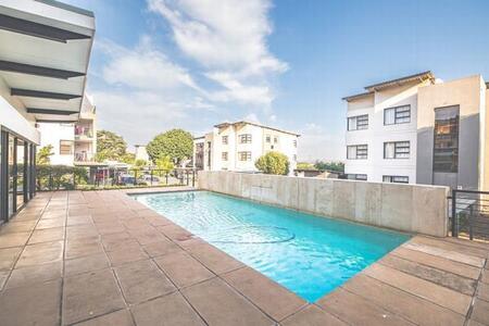 2 Bedroom Apartment in Umbogintwini