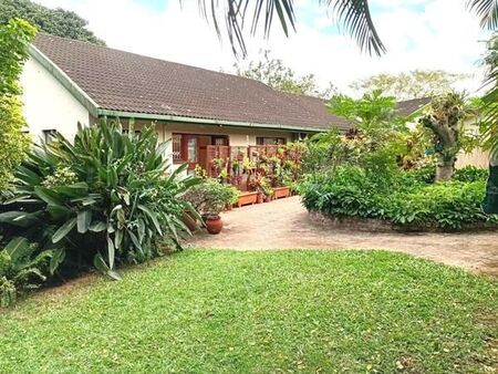 2 Bedroom Apartment in Amanzimtoti