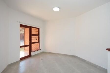 Studio Apartment in Wilgeheuwel
