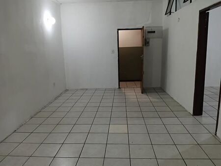 1 Bedroom Apartment in Roodepoort Central