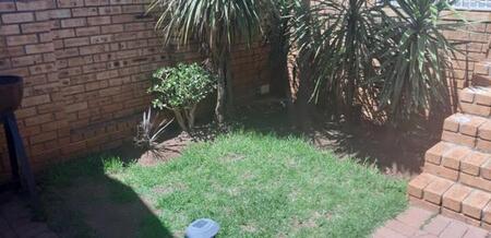 2 Bedroom Townhouse in Rangeview