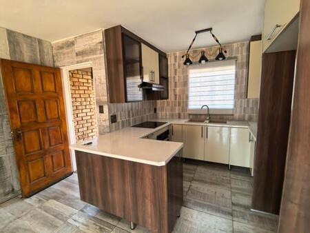 2 Bedroom Apartment in Helikon Park