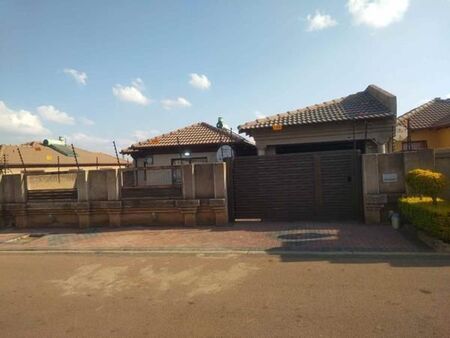 3 Bedroom House in Soshanguve Vv