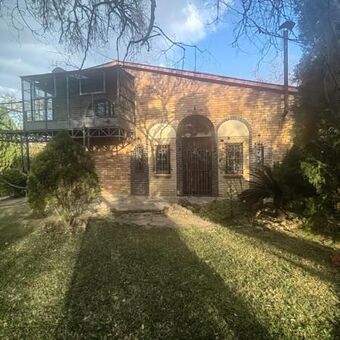 4 Bedroom House in Kameeldrift East