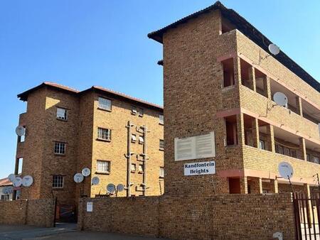 1 Bedroom Apartment in Randfontein Central