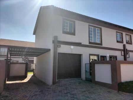 3 Bedroom Duplex in Annlin