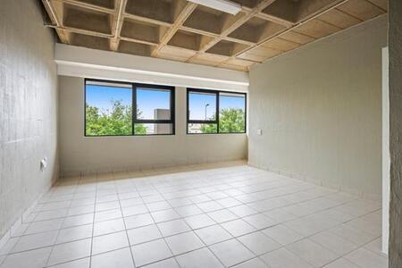 Studio Apartment in Ferndale