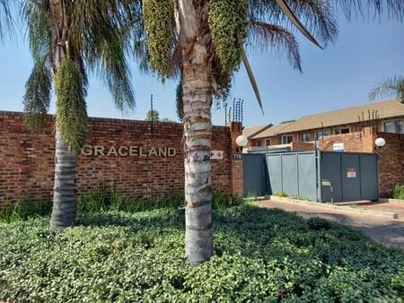 2 Bedroom Apartment in Rietfontein