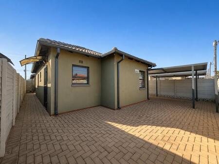 3 Bedroom House in Protea Glen