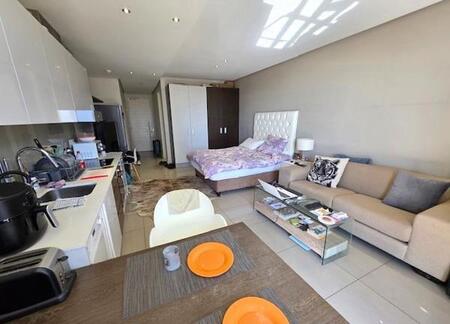 Studio apartment in Sandown