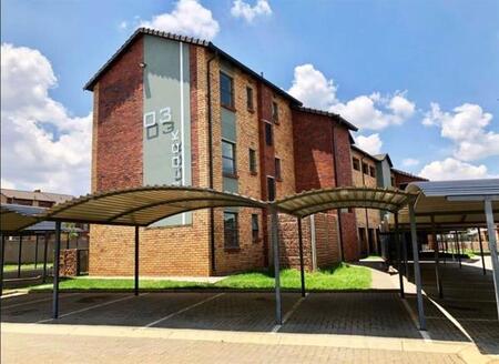 2 Bedroom Apartment in Olifantsvlei