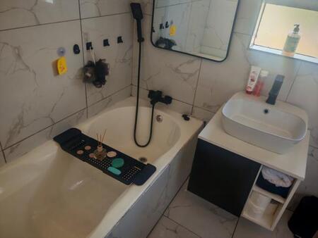 3 Bedroom Apartment in Vanderbijlpark Se