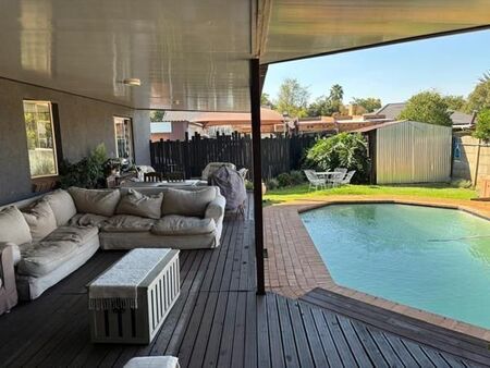 4 Bedroom House in Casseldale