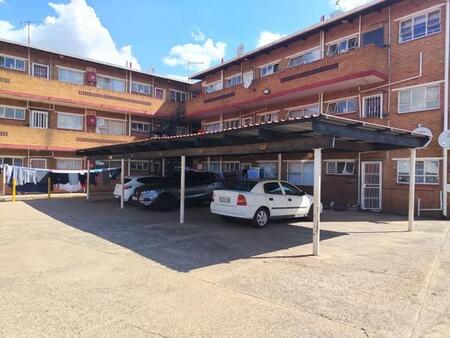 1 Bedroom Apartment in Primrose