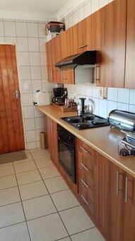 3 Bedroom House in Petersfield