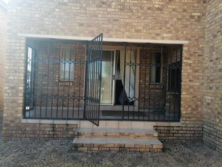1 Bedroom Apartment in Krugersrus
