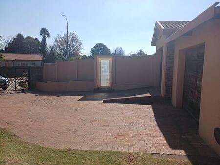 2 Bedroom House in Birch Acres