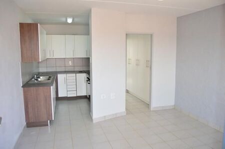 1 Bedroom Apartment in Die Hoewes