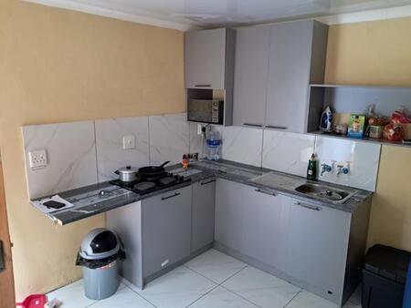 1 Bedroom Apartment in Kroonheuwel