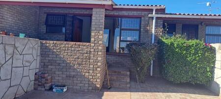 1 Bedroom Flat in Vredenburg