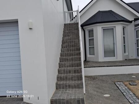 2 Bedroom House in Yzerfontein