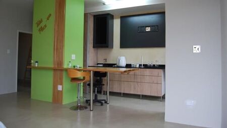 1 Bedroom Flat in Parker's Town