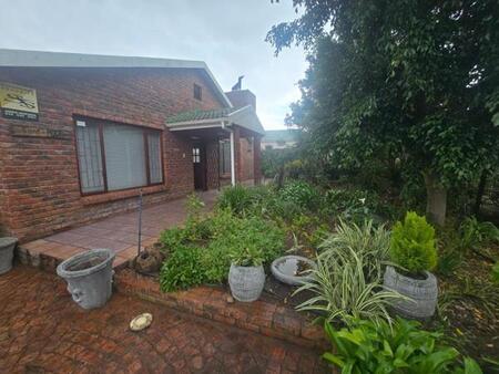 4 Bedroom House in Groenvallei