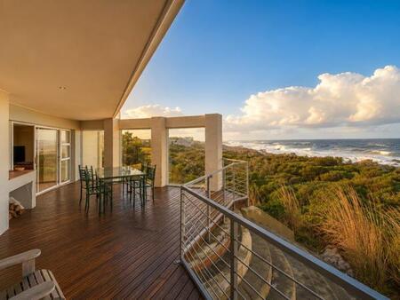 2 Bedroom House in Bettys Bay