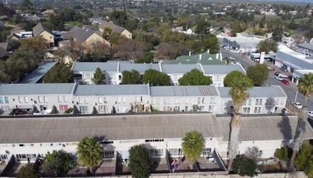 2 Bedroom Duplex in Oudtshoorn Central