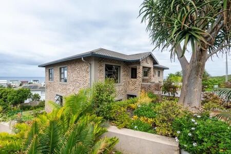 3 Bedroom House in Reebok