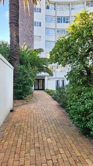 Studio Apartment in Mowbray