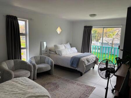 Studio Apartment in Rosebank