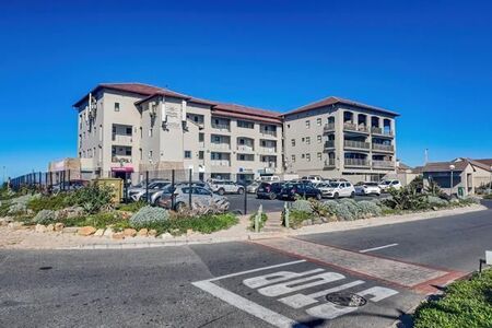 1 Bedroom Apartment in Muizenberg