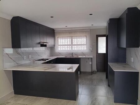 3 Bedroom House in Peerless Park