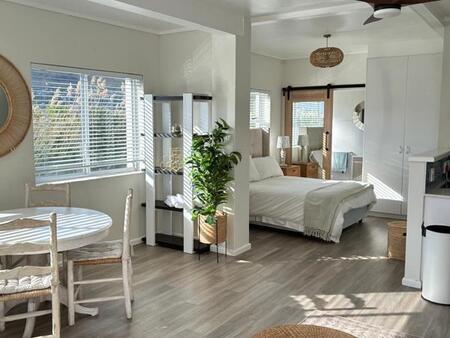 1 Bedroom Apartment in Beach Estate