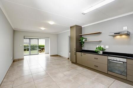 2 Bedroom Apartment in Langeberg Ridge