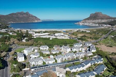 3 Bedroom Townhouse in Hout Bay Central