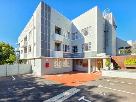 1 Bedroom Apartment in Gardens