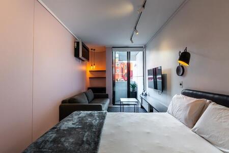 1 Bedroom Apartment in Sea Point