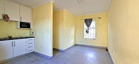 2 Bedroom House in Broadlands