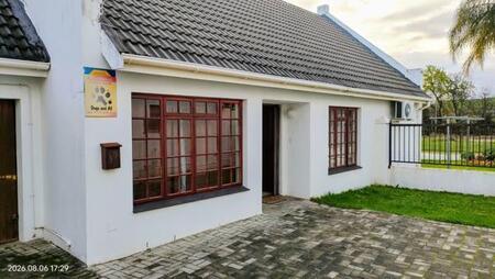 3 Bedroom House in Berg En Dal